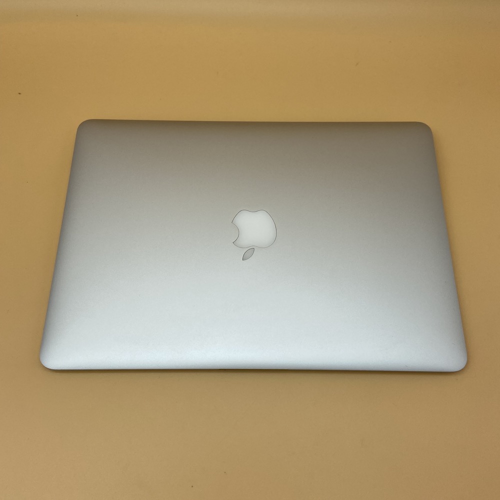 Apple MacBook Air 13.3" Ricondizionato (2017, i5 2-core, 8GB) - OTTIMO - immagine 2