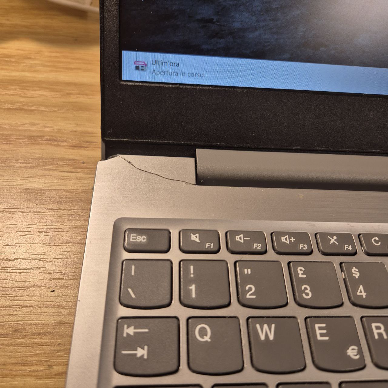Lenovo IdeaPad S145 15,6" pollici Ricondizionato (i5 4 core, 12GB, 256GB SSD + 1TB HD) - Windows 11 - Ottimo - immagine 2